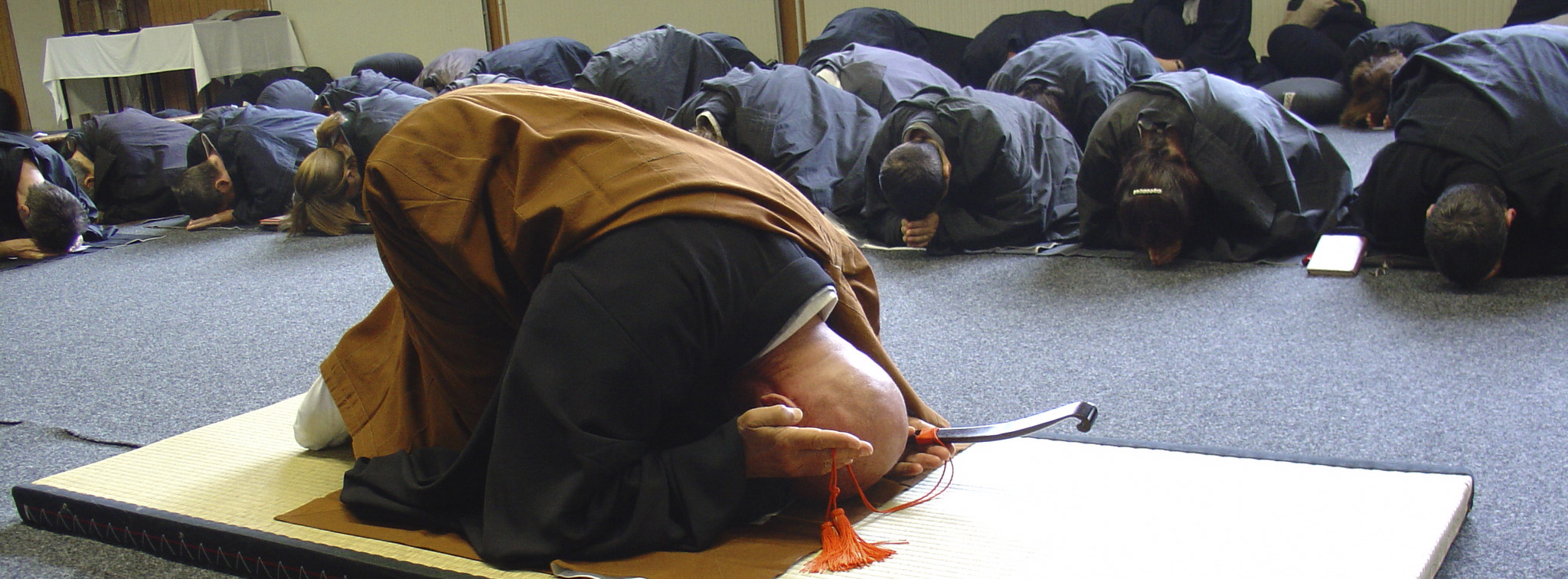 Méditation zen - sanpai - cérémonie Bouddhiste zen